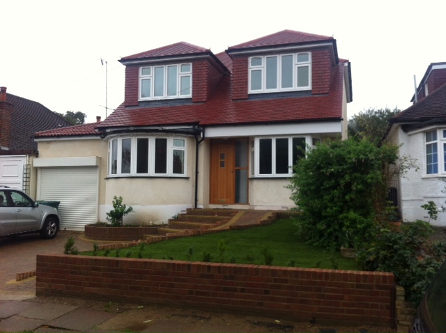 Sunbury, Dhillons